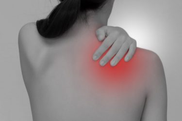 肩こり 肩甲骨の間の痛み 40代女性の症例 千種区 本山